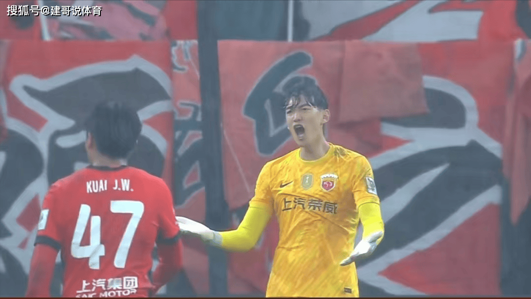 678体育平台-情难自已!王大雷对阵巴林后长时间落泪颜骏凌安慰
